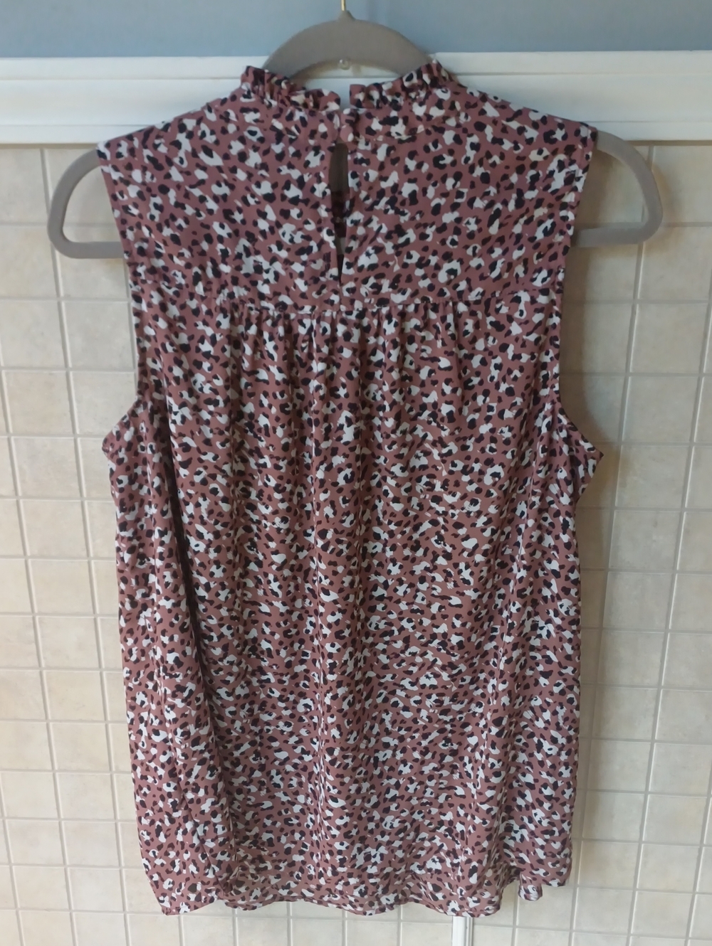 Torrid Patterned Blouse - Picture 2 of 4